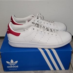 Adidas Stan Smith Women's Tennis Shoe